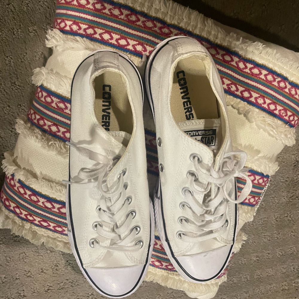 White converse